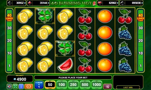 40 Burning Hot 6 Reels base game screenshot showing reels and features