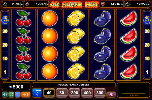 40 Super Hot base game screenshot showing reels and features