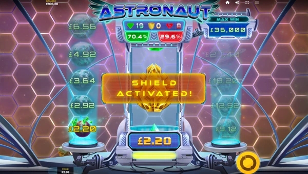 Astronaut base game screenshot showing reels and features
