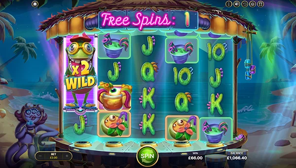 Beach Invaders base game screenshot showing reels and features