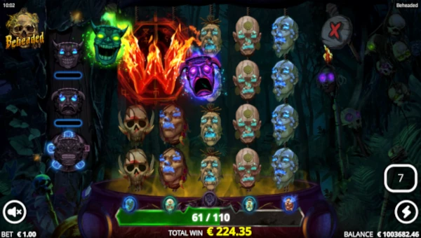 Beheaded base game screenshot showing reels and features