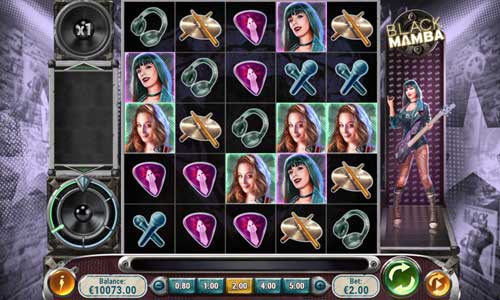 Black Mamba base game screenshot showing reels and features