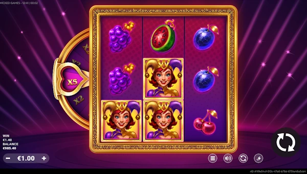 Blazin Quinn base game screenshot showing reels and features