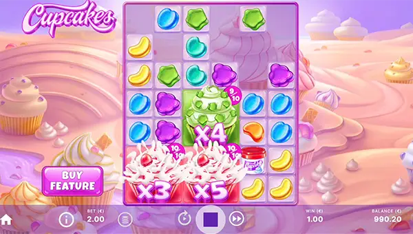 Cupcakes base game screenshot showing reels and features