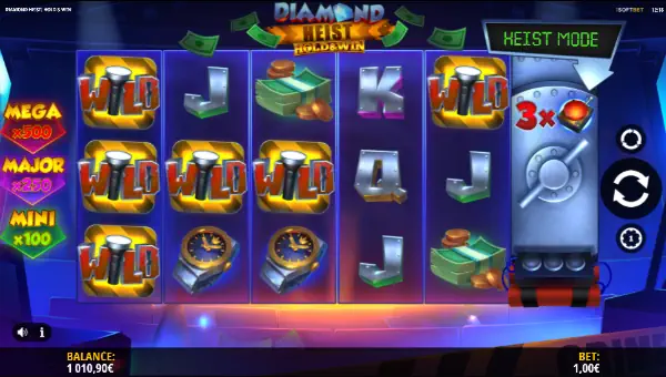 Diamond Heist base game screenshot showing reels and features