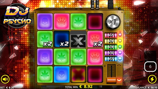 DJ Psycho base game screenshot showing reels and features