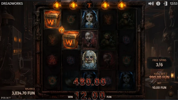 Screenshot of Dreadworks slot demo showing reels and bonus game features