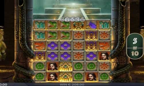 Ecuador Gold base game screenshot showing reels and features