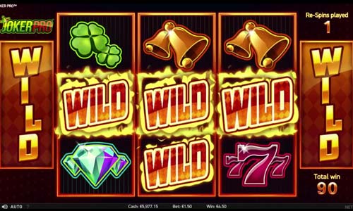 Joker Pro base game screenshot showing reels and features