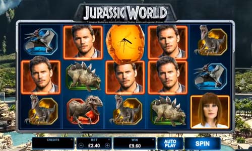 Jurassic World base game screenshot showing reels and features