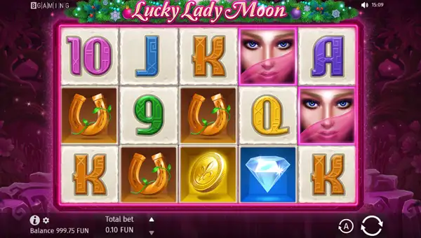 Lucky Lady Moon base game screenshot showing reels and features