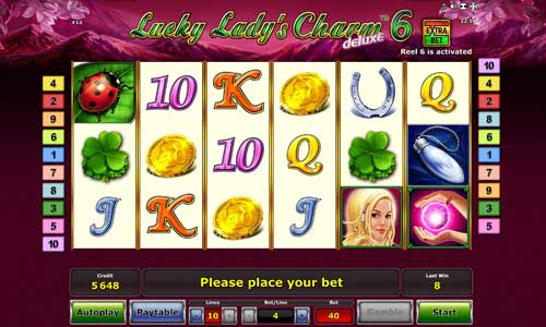 Lucky Ladys Charm Deluxe 6 base game screenshot showing reels and features