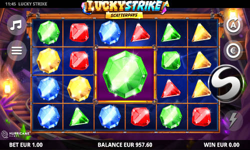 Lucky Strike base game screenshot showing reels and features
