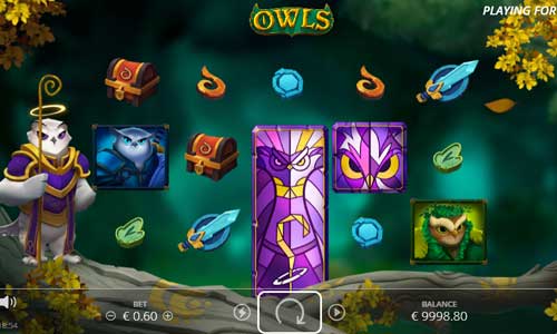 Owls base game screenshot showing reels and features