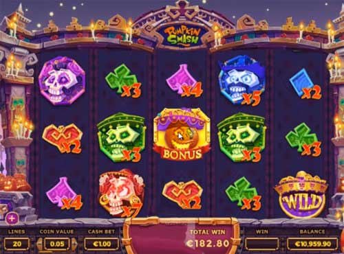 Pumpkin Smash base game screenshot showing reels and features