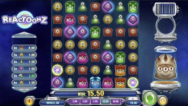 Base Game Screenshot of Reactoonz Slot by Play'n GO