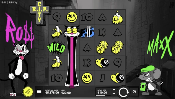 RIP City base game screenshot showing reels and features