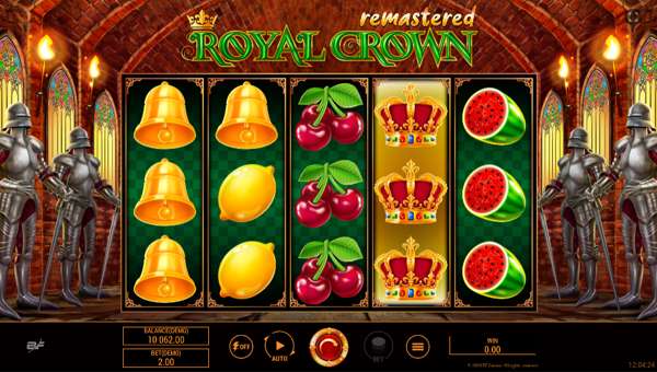 Royal Crown Remastered base game screenshot showing reels and features