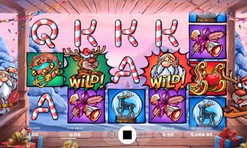 Santa vs Rudolf base game screenshot showing reels and features
