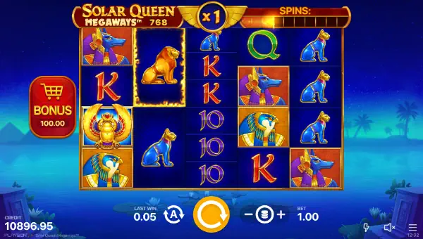 Solar Queen Megaways base game screenshot showing reels and features