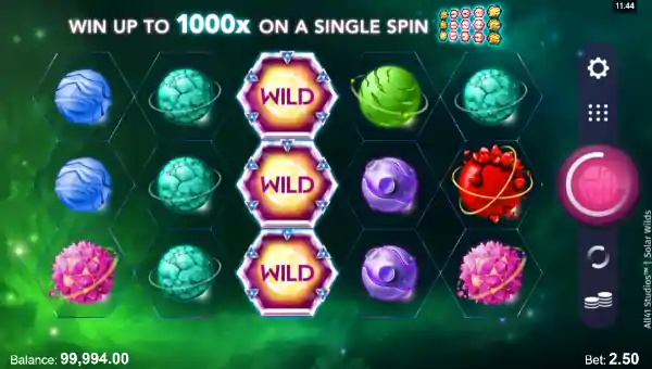 Solar Wilds base game screenshot showing reels and features