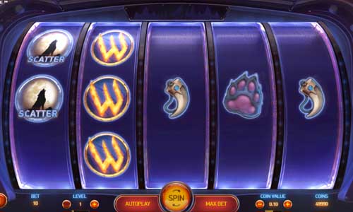 Spinsane base game screenshot showing reels and features