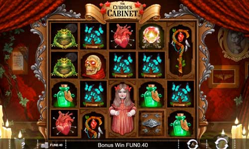 The Curious Cabinet base game screenshot showing reels and features