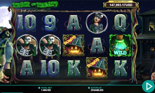 Trick or Treat base game screenshot showing reels and features