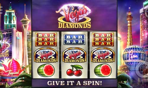 Vegas Diamonds base game screenshot showing reels and features