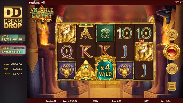 Volatile Egypt Dream Drop base game screenshot showing reels and features
