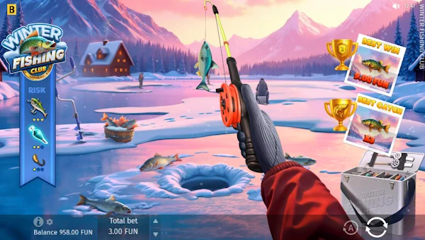 Winter Fishing Club base game screenshot showing reels and features