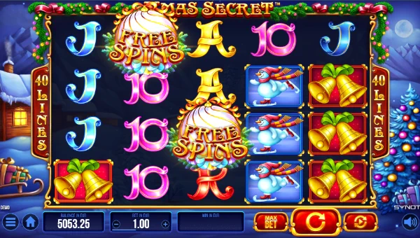 Xmas Secret base game screenshot showing reels and features